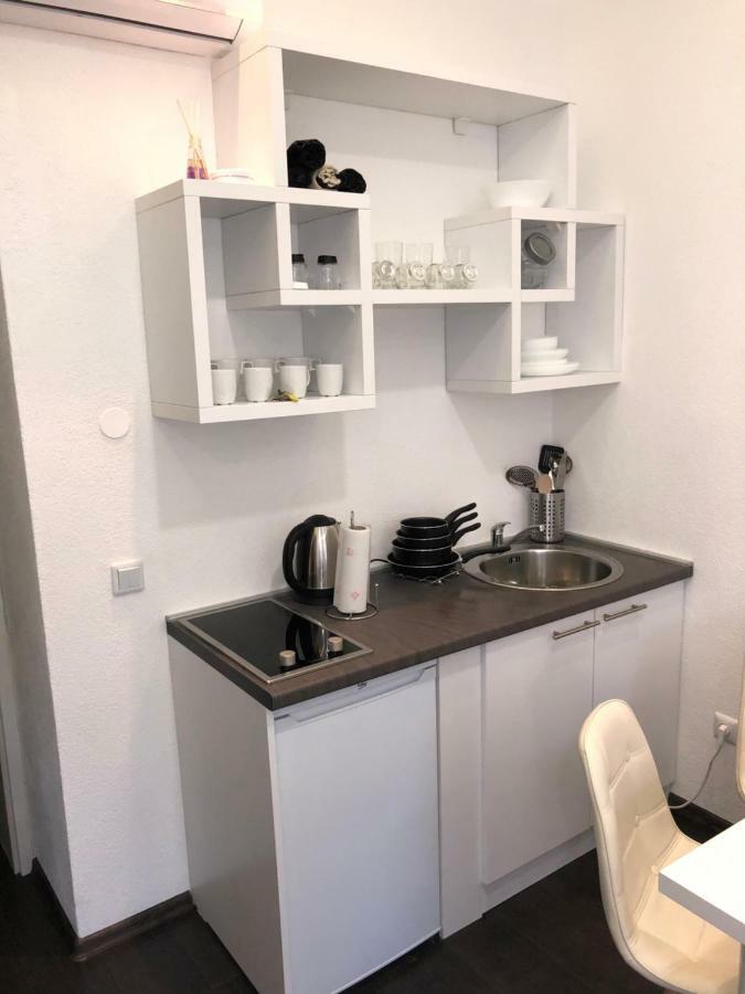 Antwerp Appartments Сараево Екстериор снимка