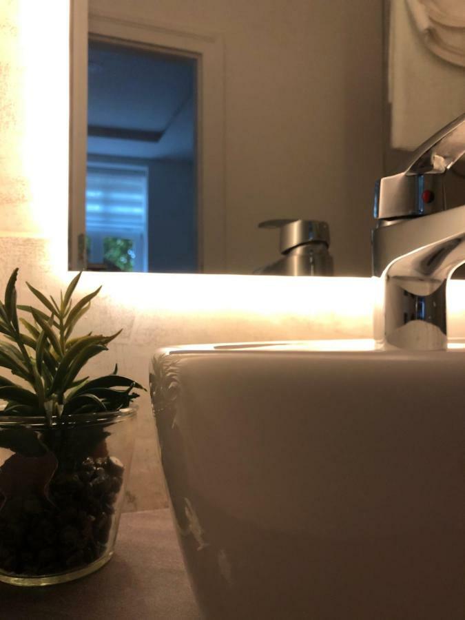 Antwerp Appartments Сараево Екстериор снимка