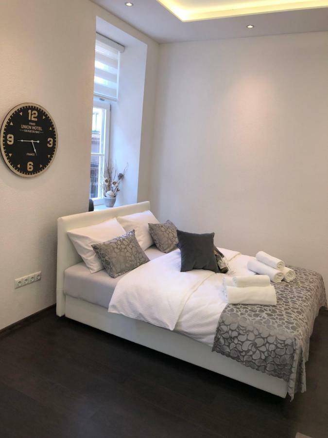 Antwerp Appartments Сараево Екстериор снимка